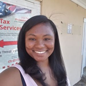 Meet your Posher, Anitra